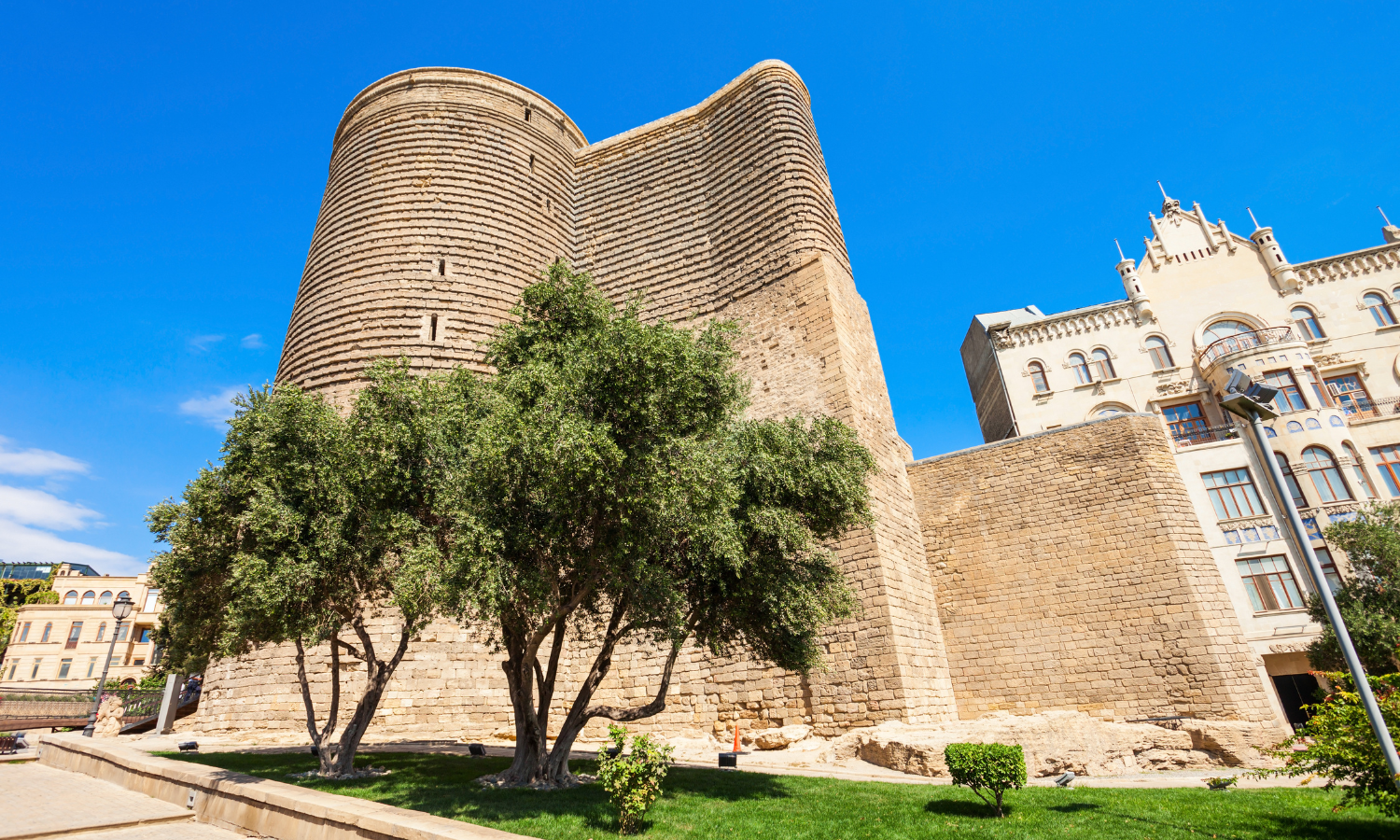 maiden tower tours in azerbaijan